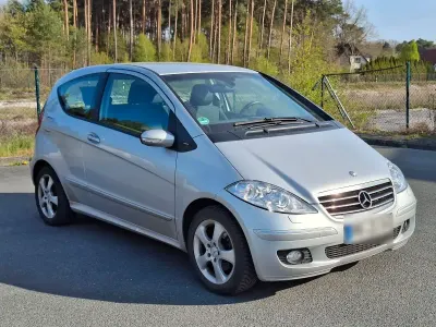 Second-hand Mercedes A150 Avantgarde 95 CP (69 kW) 2007 Argintiu Hatchback