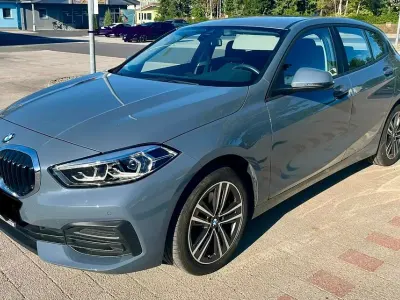 Gebraucht BMW 116 116 PS (85 kW) 2024 Grau Kleinwagen
