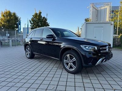Mercedes GLC220