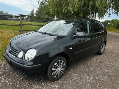 Gebraucht VW Polo 64 PS (47 kW) 2003 Schwarz Kleinwagen