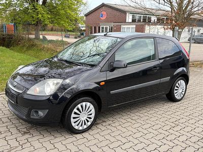 Usata Ford Fiesta 90 CV (66 kW) 2008 Nero Utilitaria