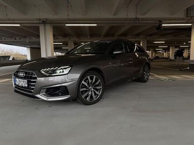 Gebraucht Audi A4 Comfort 150 PS (110 kW) 2019 Grau Limousine