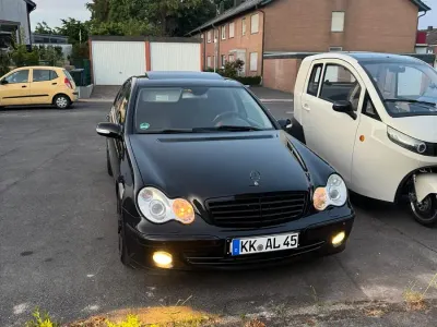 Gebraucht Mercedes C350 Sport 306 PS (225 kW) 2005 Schwarz Limousine