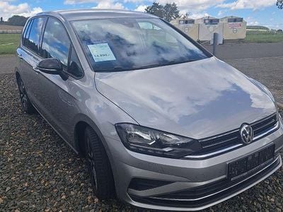 Tungsten silver Gebraucht 2019 VW Golf Sportsvan IQ Drive Van / Kleinbus | 14.690 € (Fairer Preis)