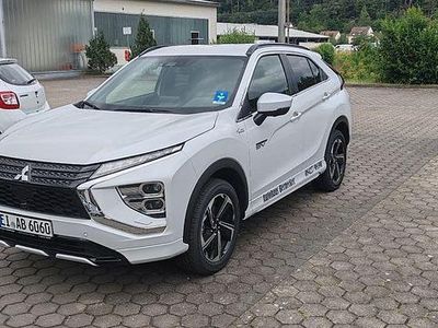 Gebraucht Mitsubishi Eclipse Cross Plus 98 PS (72 kW) 2023 Weiß SUV