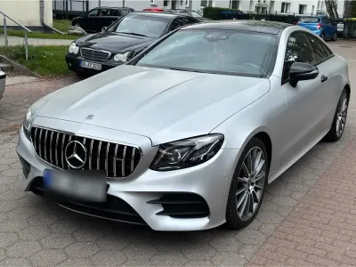 Gebraucht Mercedes E350 AMG line 258 PS (189 kW) 2018 Schwarz Coupé