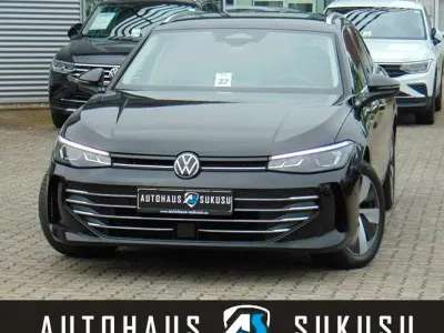 Gebraucht VW Passat Business 150 PS (110 kW) 2025 Schwarz Kombi
