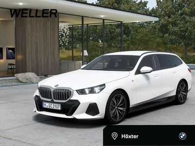 Gebraucht BMW 520 Comfort Edition 190 PS (139 kW) 2025 Mineralweiß (weiß) Kombi