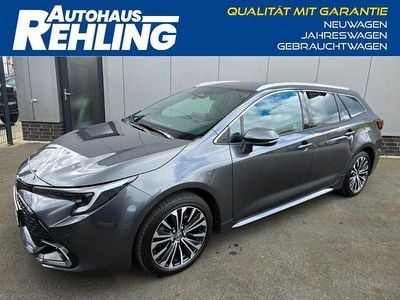 Usata Toyota Corolla 196 CV (144 kW) 2025 Grigio Station wagon