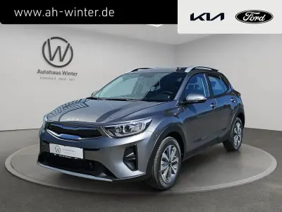 Nouă Kia Stonic Vision 101 CP (74 kW) 2025 Roșu SUV