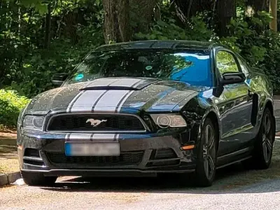 Gebraucht Ford Mustang 306 PS (225 kW) 2014 Schwarz Coupé