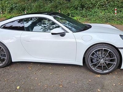 Porsche 911 Carrera