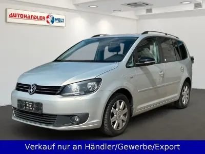Gebraucht VW Touran Match 140 PS (102 kW) 2013 Silber Van / Kleinbus