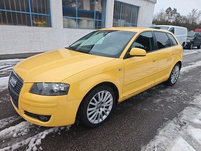 Gelb Gebraucht 2004 Audi A3 Sportback Ambition Kleinwagen | 1.999 € (Guter Preis)