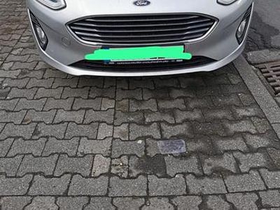 Gebraucht Ford Fiesta 101 PS (74 kW) 2018 Silber Kleinwagen