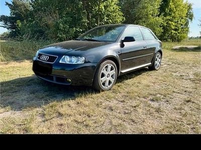 Gebraucht Audi S3 Basis 225 PS (165 kW) 2002 Schwarz Kleinwagen