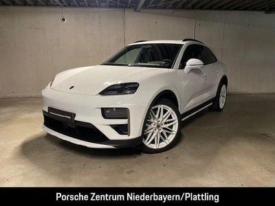Gebraucht Porsche Macan Turbo 469 kW (639 PS) 2024 Weiss SUV