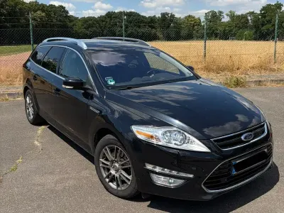 Gebraucht Ford Mondeo Titanium 239 PS (175 kW) 2012 Schwarz Limousine