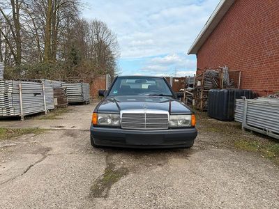 Gebraucht Mercedes 190 108 PS (79 kW) 1990 Schwarz Limousine