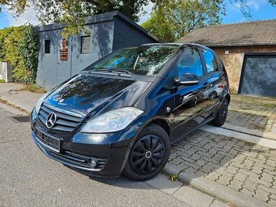 Gebraucht Mercedes A180 Elegance 109 PS (80 kW) 2010 Schwarz Van / Kleinbus