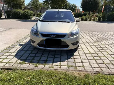 Gebraucht Ford Focus Titanium 116 PS (85 kW) 2009 Silber Kleinwagen
