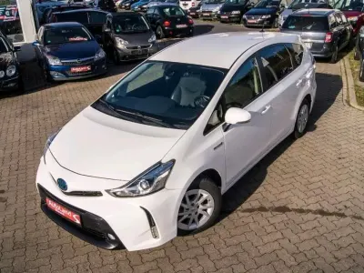 Käytetty Toyota Prius Plus 120 HP (88 kW) 2018 Valkoinen Viistoperä