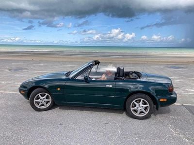 Gebraucht Mazda MX5 90 PS (66 kW) 1996 Grün Cabrio