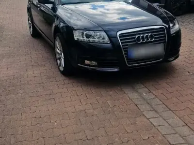 Gebraucht Audi A6 Comfort 170 PS (125 kW) 2010 Blau Kombi