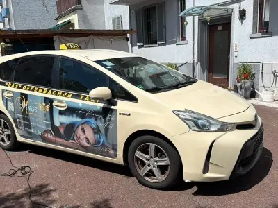 Gebraucht Toyota Prius+ 136 PS (100 kW) 2020 Weiß Van / Kleinbus