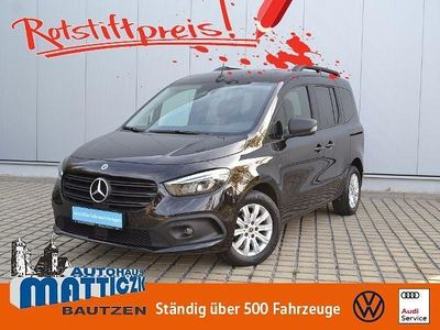 Schwarz (dravitschwarz metallic) Gebraucht 2021 Mercedes Citan 110 Kombi | 22.639 € (Teuer)