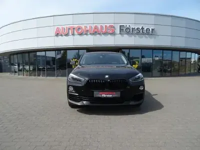 Używany BMW X2 Advantage 100 KM (73 kW) 2020 Czarny SUV