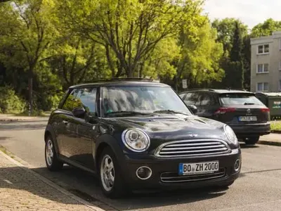 Gebraucht Mini ONE 95 PS (69 kW) 2009 Schwarz Kleinwagen