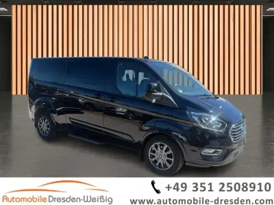 Gebraucht Ford Tourneo Custom Titanium X 170 PS (125 kW) 2024 Obsidianschwarz metallic Van