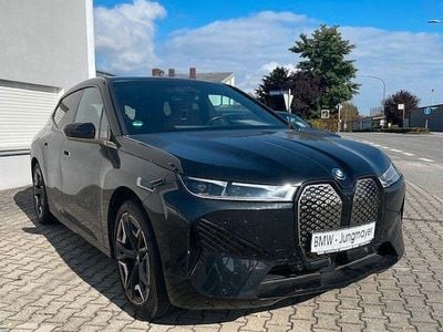 Schwarz Gebraucht 2022 BMW iX Sport Line SUV | 39.900 € (Etwas zu teuer)