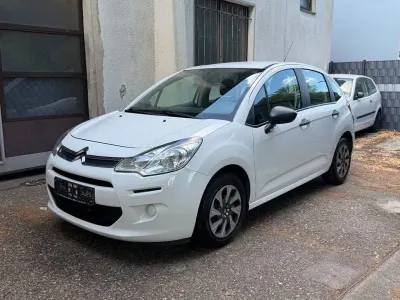 Gebraucht Citroën C3 Attraction 68 PS (50 kW) 2014 Weiß Limousine