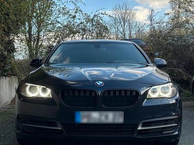 Second-hand BMW 525 218 CP (160 kW) 2013 Albastru Berlinǎ
