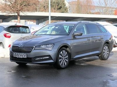 Gebraucht Skoda Superb Ambition 200 PS (147 kW) 2022 Graphitegrau metallic Kombi
