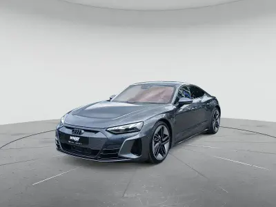 Gebraucht Audi e-tron GT quattro Ambiente 350 kW (476 PS) 2023 Daytonagrau perleffekt Limousine