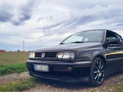 Gebraucht VW Golf Cabriolet 101 PS (74 kW) 1998 Schwarz Cabrio