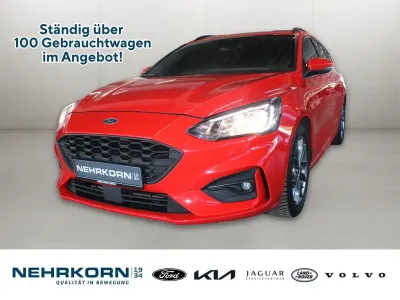 Gebraucht Ford Focus ST-Line 125 PS (91 kW) 2019 Rot Kombi