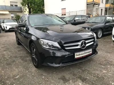 Gebraucht Mercedes C220 194 PS (142 kW) 2020 Obsidianschwarz Kombi