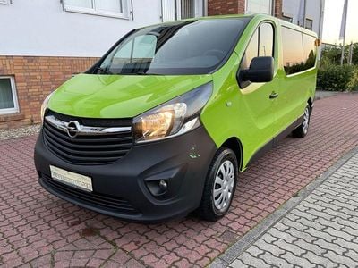 Gebraucht Opel Vivaro 120 PS (88 kW) 2019 Grün Van / Kleinbus