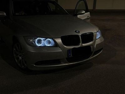 Silber Gebraucht 2006 BMW 320 Limousine | 4.499 €