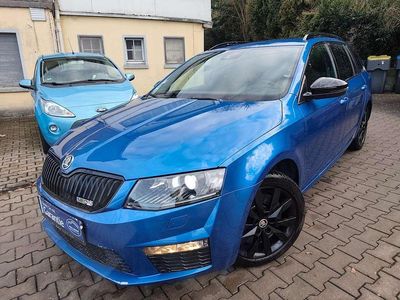 Raceblau metallic Gebraucht 2015 Skoda Octavia RS Kombi | 10.999 € (Guter Preis)