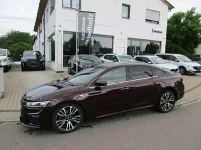 Gebraucht Renault Talisman Initiale Paris 189 PS (139 kW) 2021 Mangostan rot Limousine