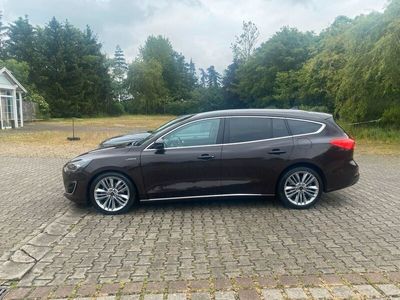 gebraucht Ford Focus Turnier Vignale 1.5 *ATM/Winter/Pano/Head-Up/LED/AHK