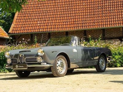 Gebraucht Alfa Romeo 2600 145 PS (106 kW) 1963 Grau Cabrio
