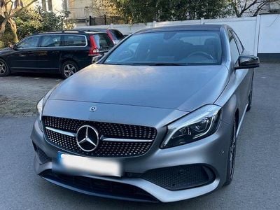 Brugt Mercedes A200 AMG line 136 HK (100 kW) 2017 Grå Sedan