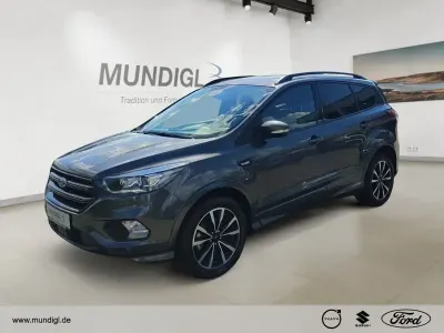 Gebraucht Ford Kuga ST-Line 150 PS (110 kW) 2018 Magneticgrau (metallic) SUV