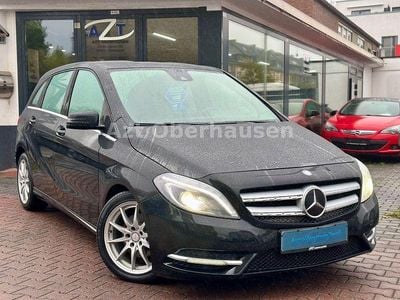 Gebraucht Mercedes B200 136 PS (100 kW) 2013 Schwarz Van / Kleinbus